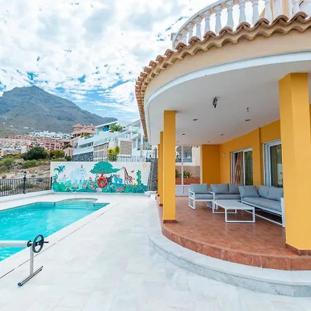 别墅 With Private Pool And Magnificent Views *
